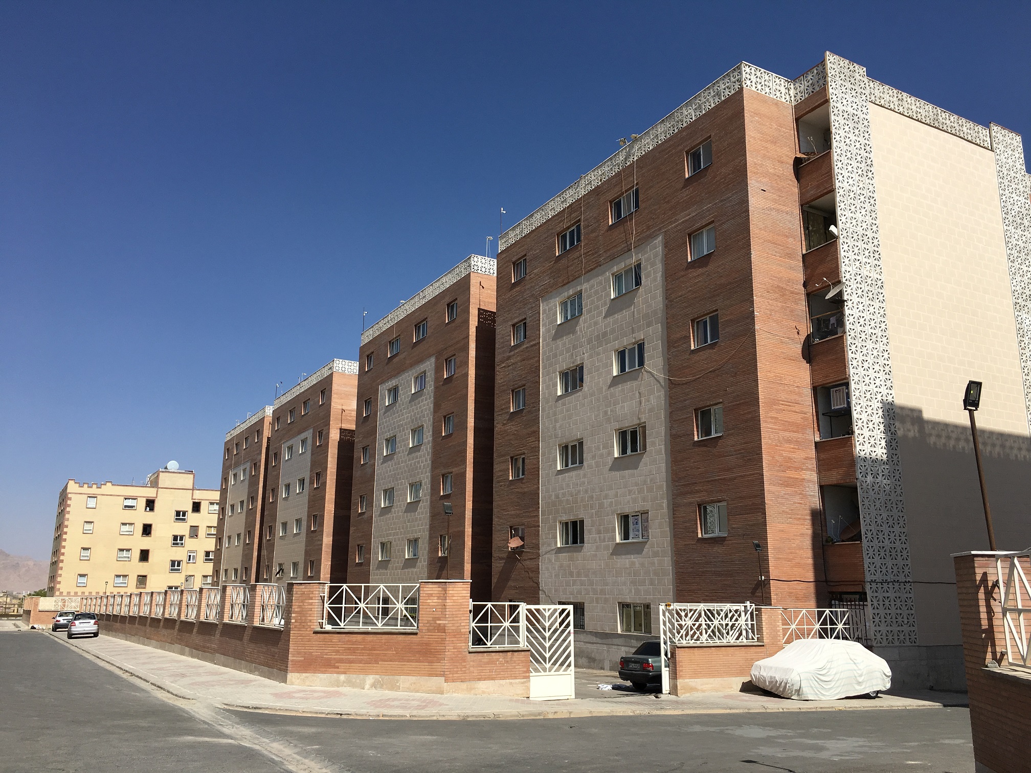 Mehr Shahreza housing project; residential units; Mehr Imam reza project